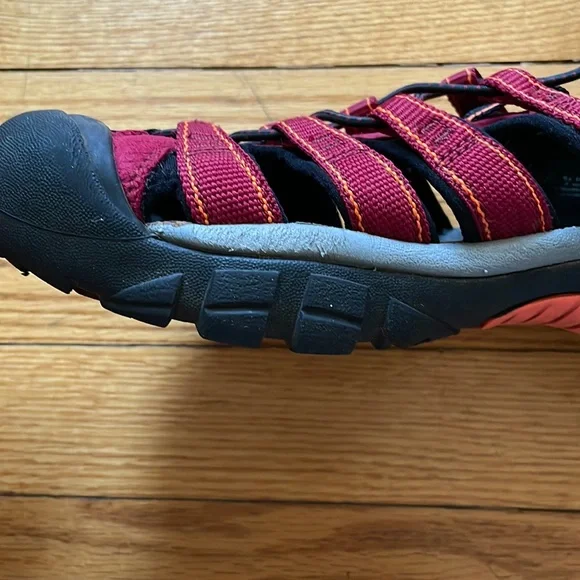 Keen Waterproof Newport Sandals - 8.5 - Picture 6 of 8
